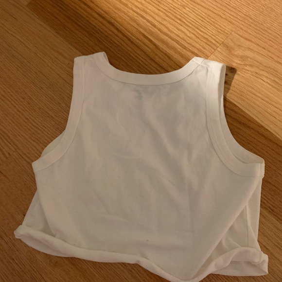 Cropped white Brandy Melville tank - Picture 3 of 3